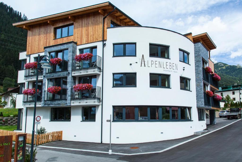 Alpenleben Aparthotel St. Anton am Arlberg Eksteriør bilde